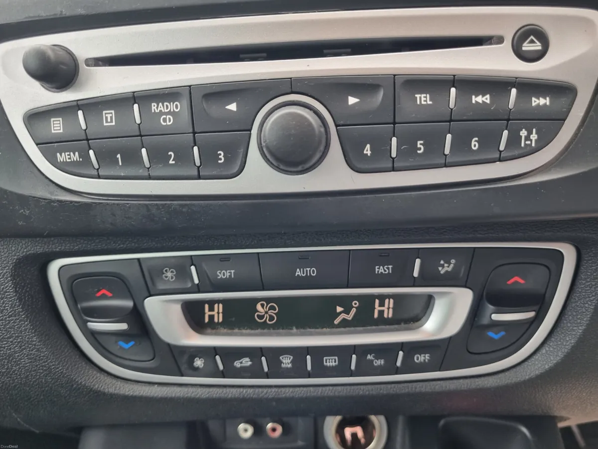 Renault Grand Scenic 2011 - Image 6
