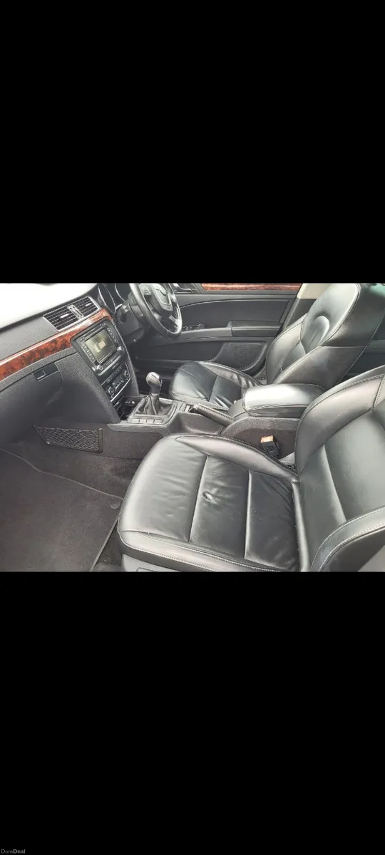 2012 Skoda Superb 2.0 TDI 170bhp elegance estate - Image 4