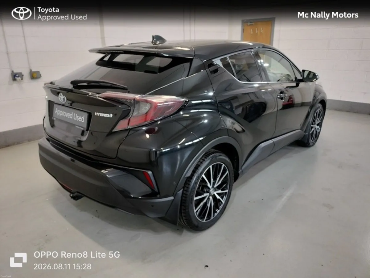 Toyota C-HR HYBRID SOL TOP SPEC - Image 2