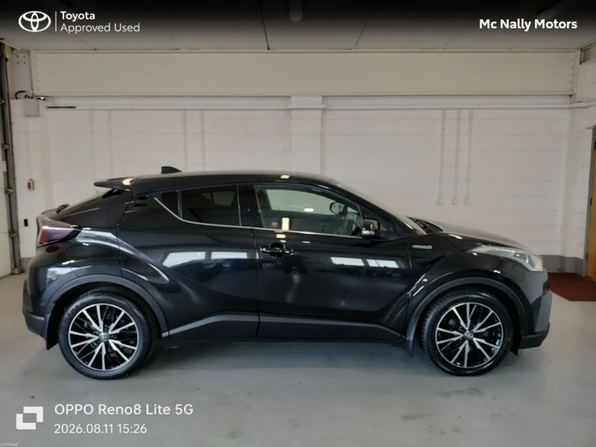 Toyota C-HR HYBRID SOL TOP SPEC - Image 3