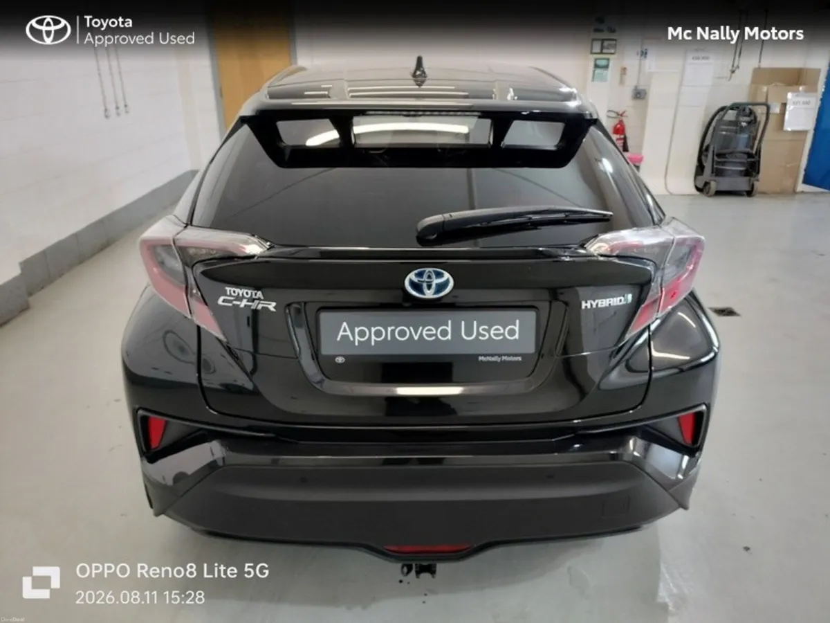 Toyota C-HR HYBRID SOL TOP SPEC - Image 4