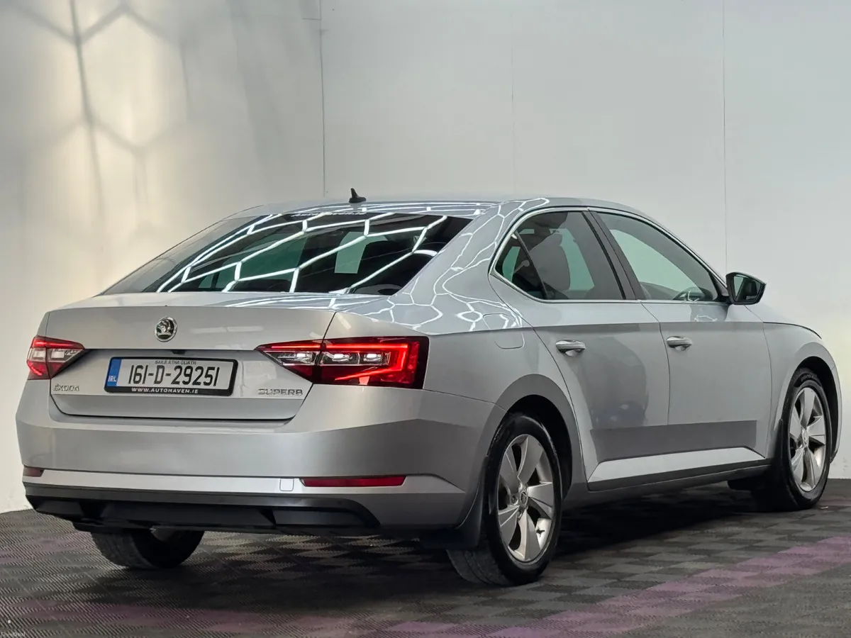 2016 Skoda Superb Style 2.0TDI, Automatic - Image 6