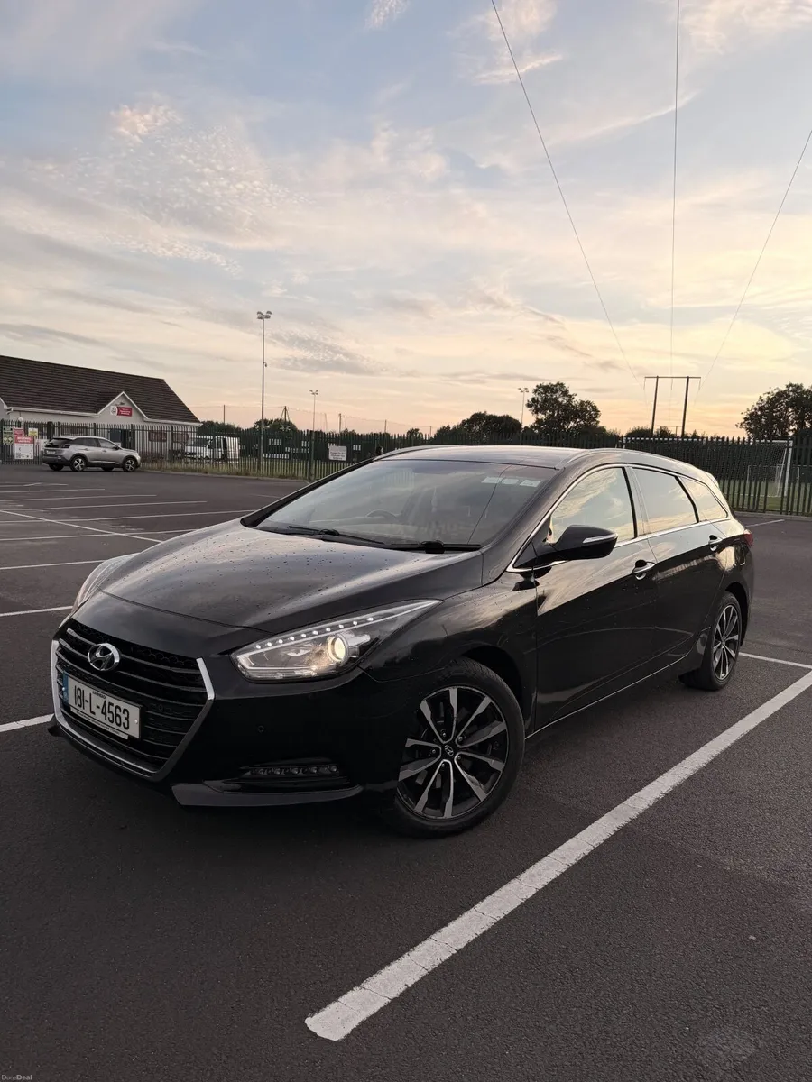 Hyundai i40: NCT Sept 27/ Automatic/ Full History - Image 3