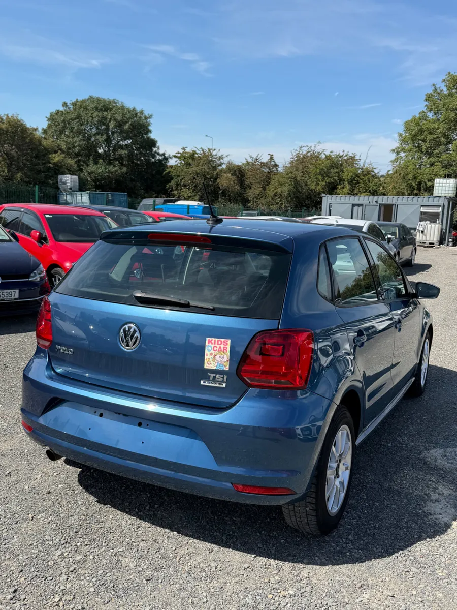 Volkswagen Polo 2017 Blue - Image 6