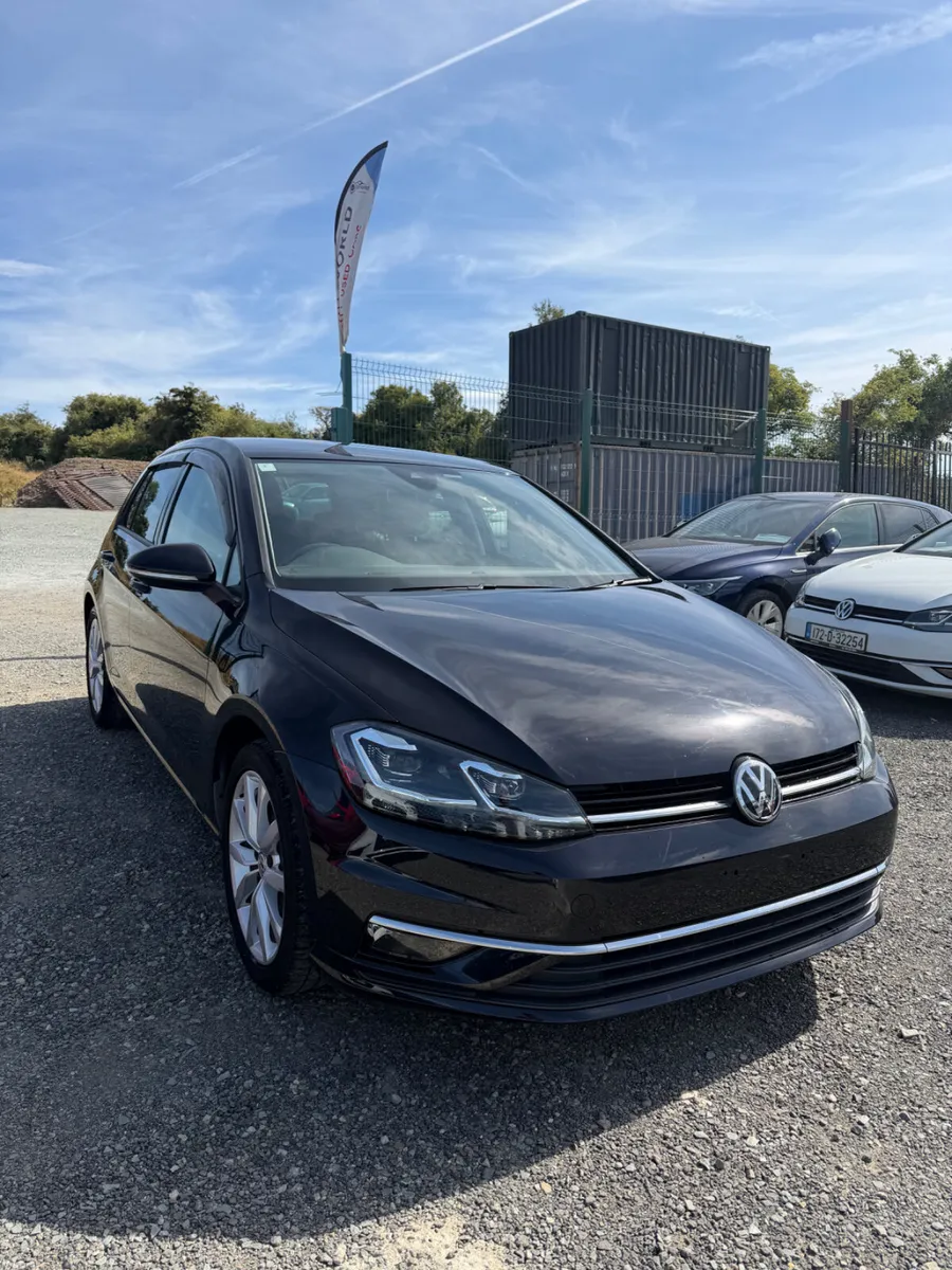 Volkswagen Golf 2019 Black - Image 3