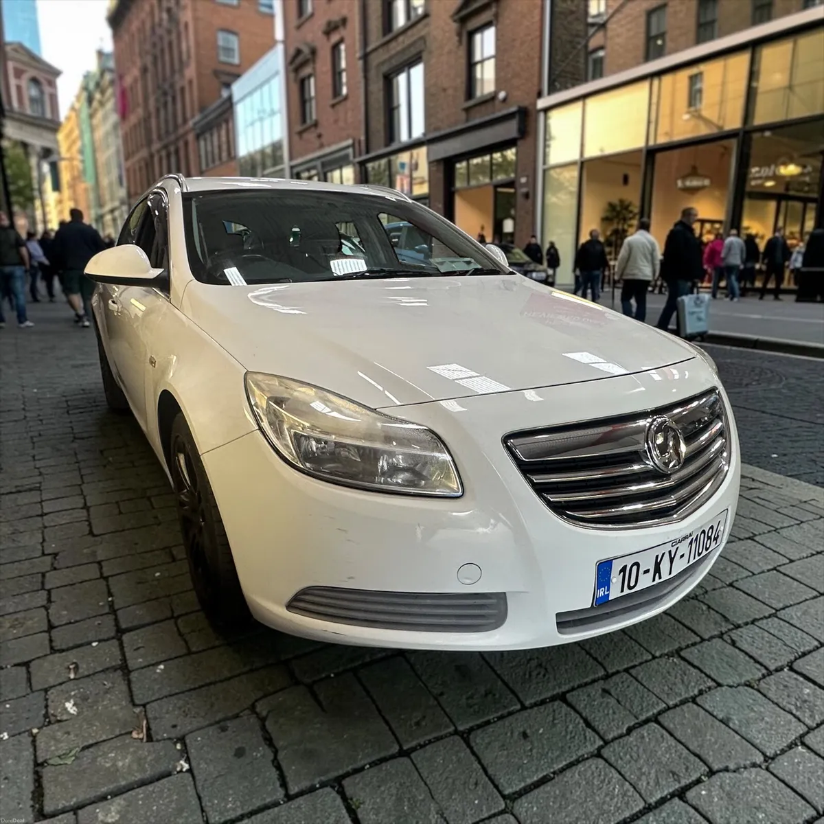 2010 Vauxhall Insignia 2.0 DIESEL ESTATE - Image 3