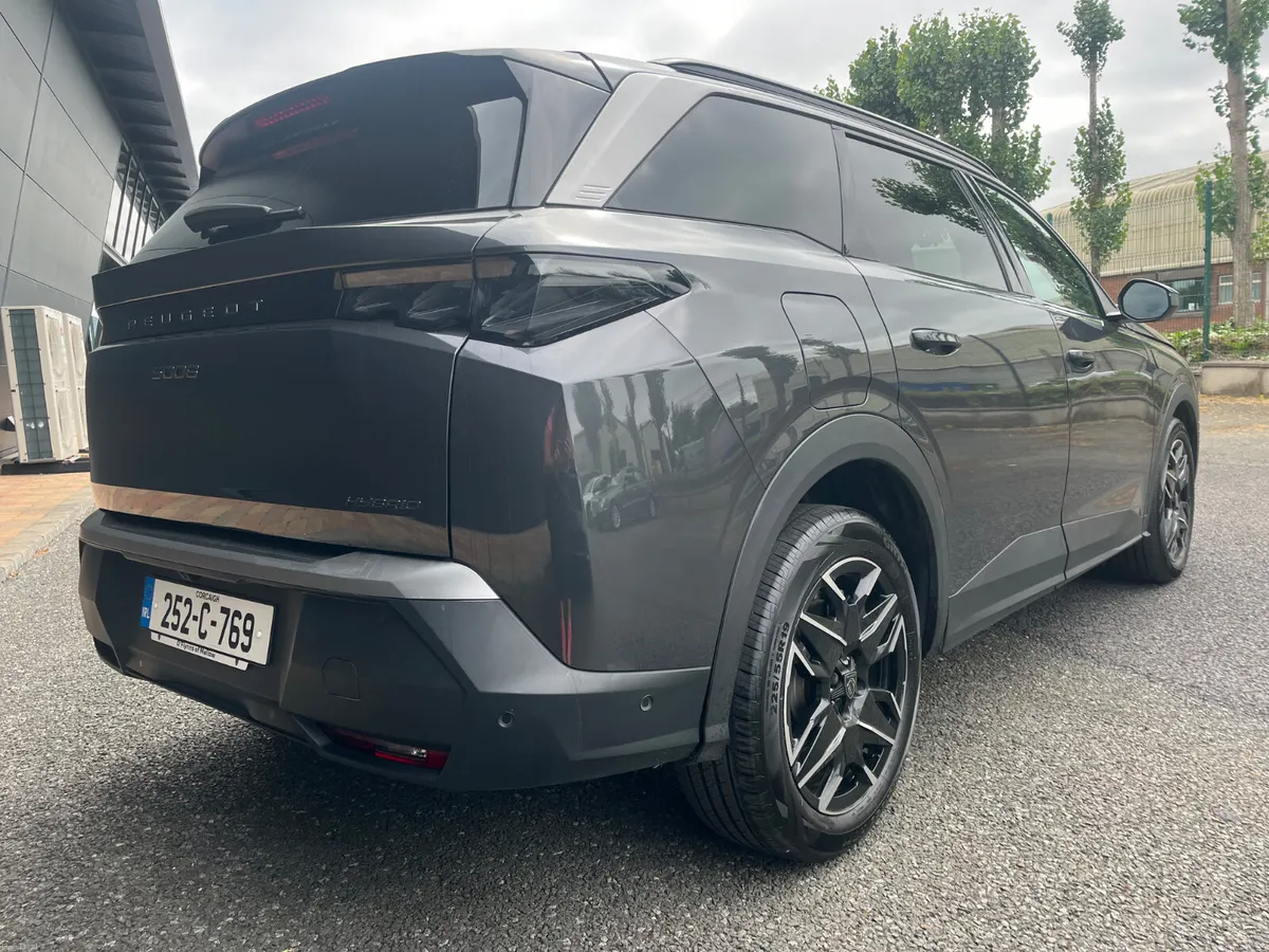 Peugeot 5008 2025 - Image 3