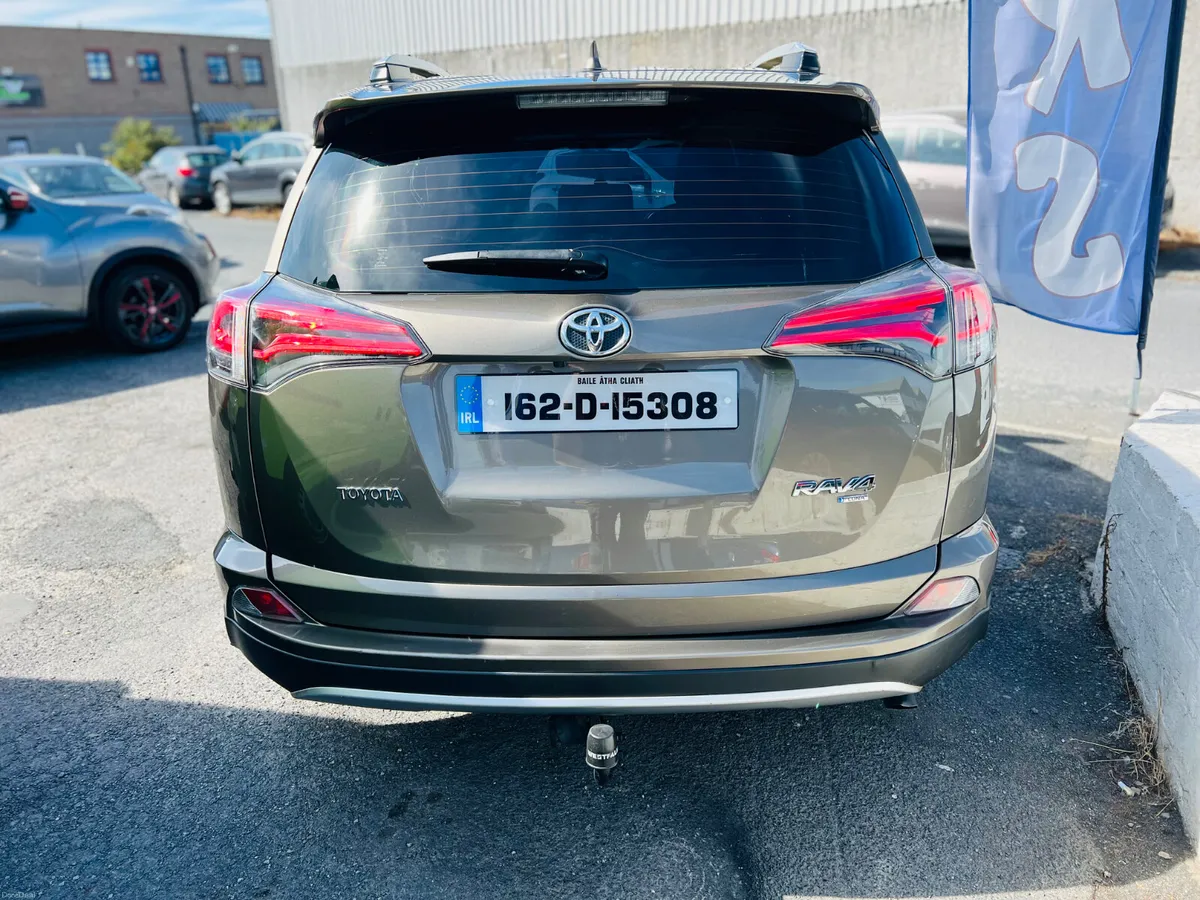 2016 Toyota RAV4 2.0 D4D Luna - Image 4