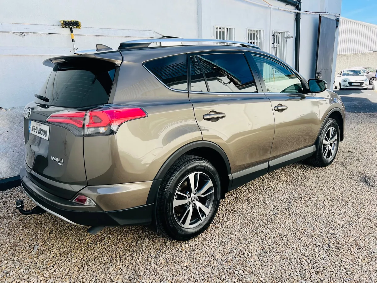 2016 Toyota RAV4 2.0 D4D Luna - Image 6