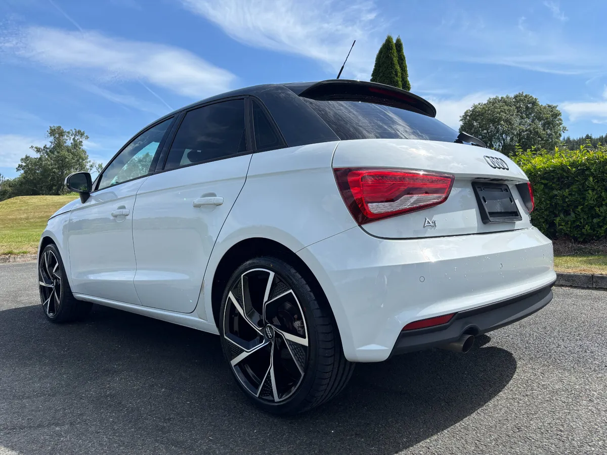 AUDI A1 1.0 TFSI AUTO 2017 - Image 5