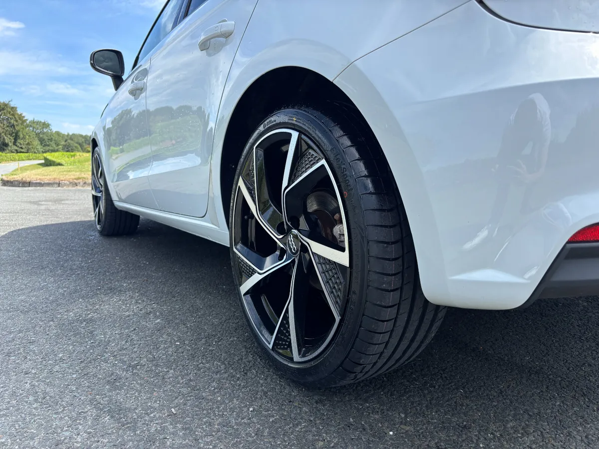 AUDI A1 1.0 TFSI AUTO 2017 - Image 4