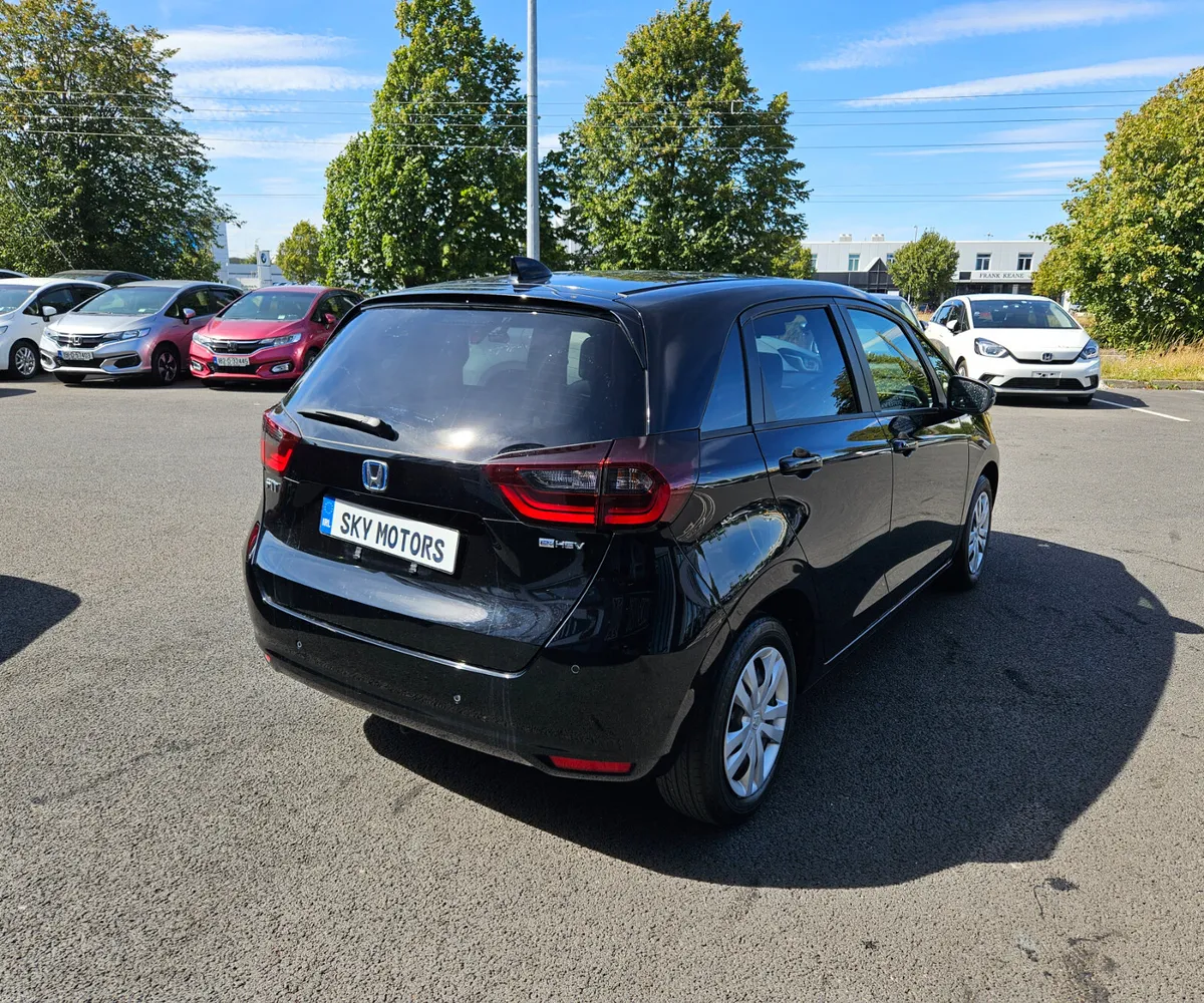2023 Honda Fit  1.5 Petrol Hybrid,Low KM 33k miles - Image 6