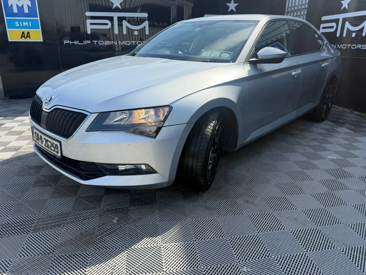 Skoda Superb Active 1.6TDi 120HP DSG - Image 4