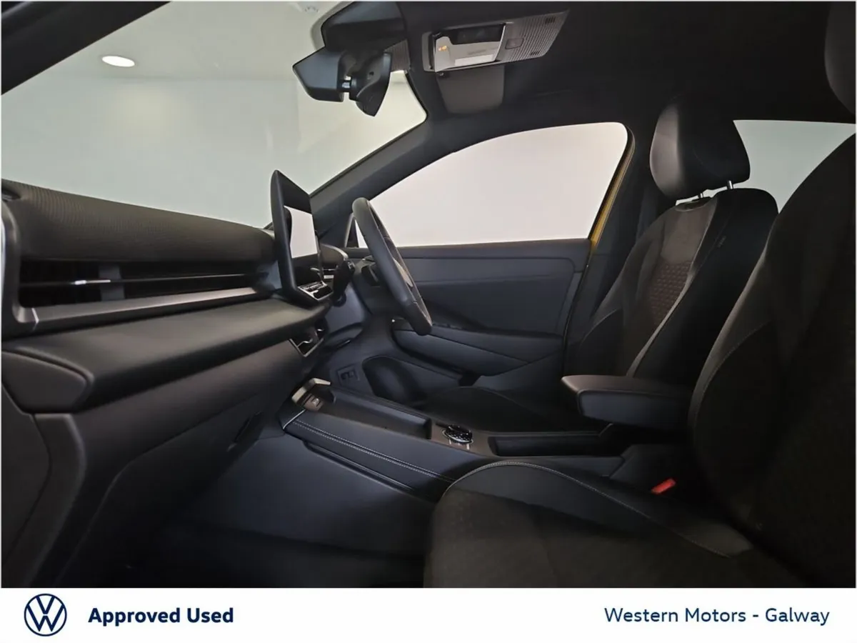 Volkswagen T-Roc **Save €1000 vs New *** R-Line 15 - Image 4