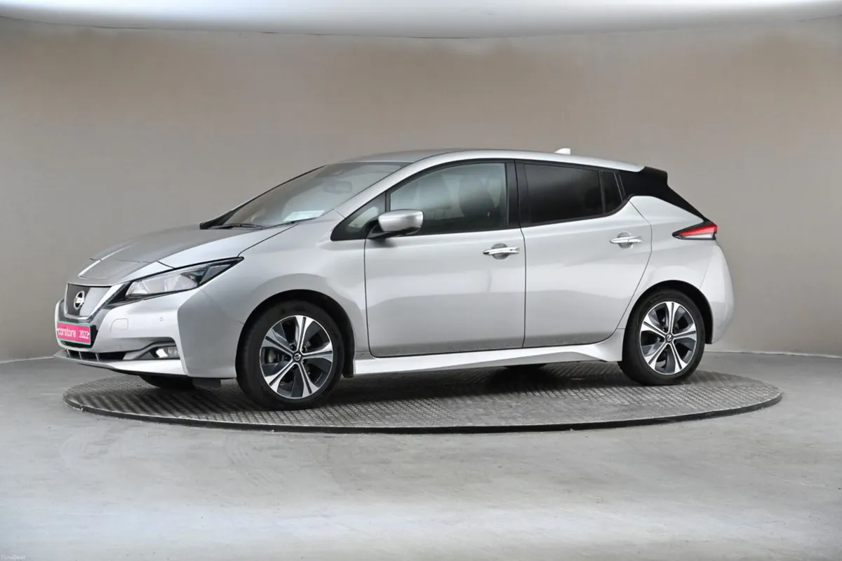 Nissan Leaf Leaf SV Premium 40 kWh - Image 4