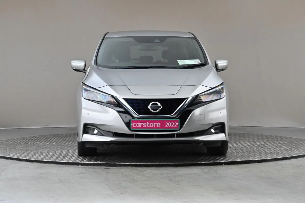 Nissan Leaf Leaf SV Premium 40 kWh - Image 2