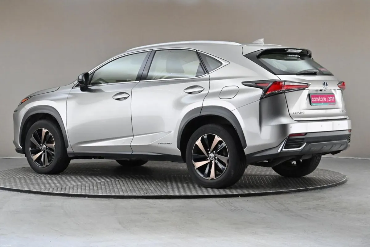 Lexus NX 300h Sport FWD - Image 5