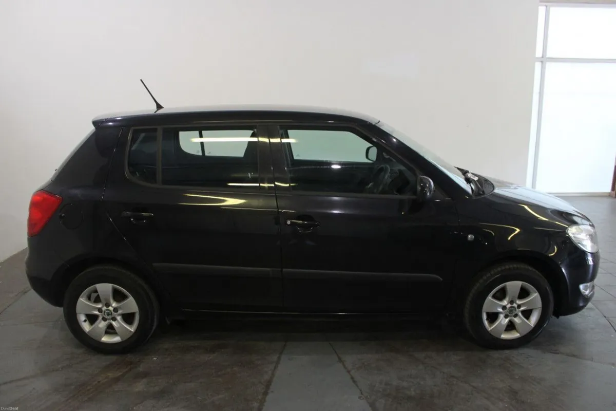 Skoda Fabia 1.2 60HP AMBITION - TENDER 32 - Image 3