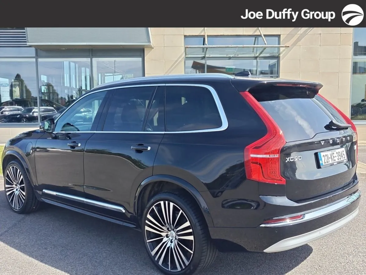 Volvo XC90 Inscription Pro T8 *Top Spec* - Image 2