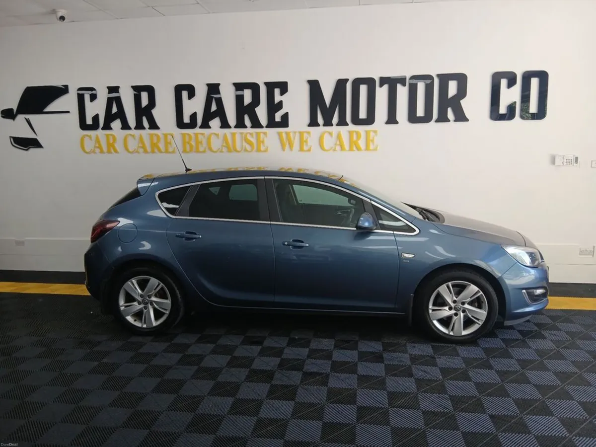 Opel Astra SRI 1.7cdti 110PS 5DR - Image 1