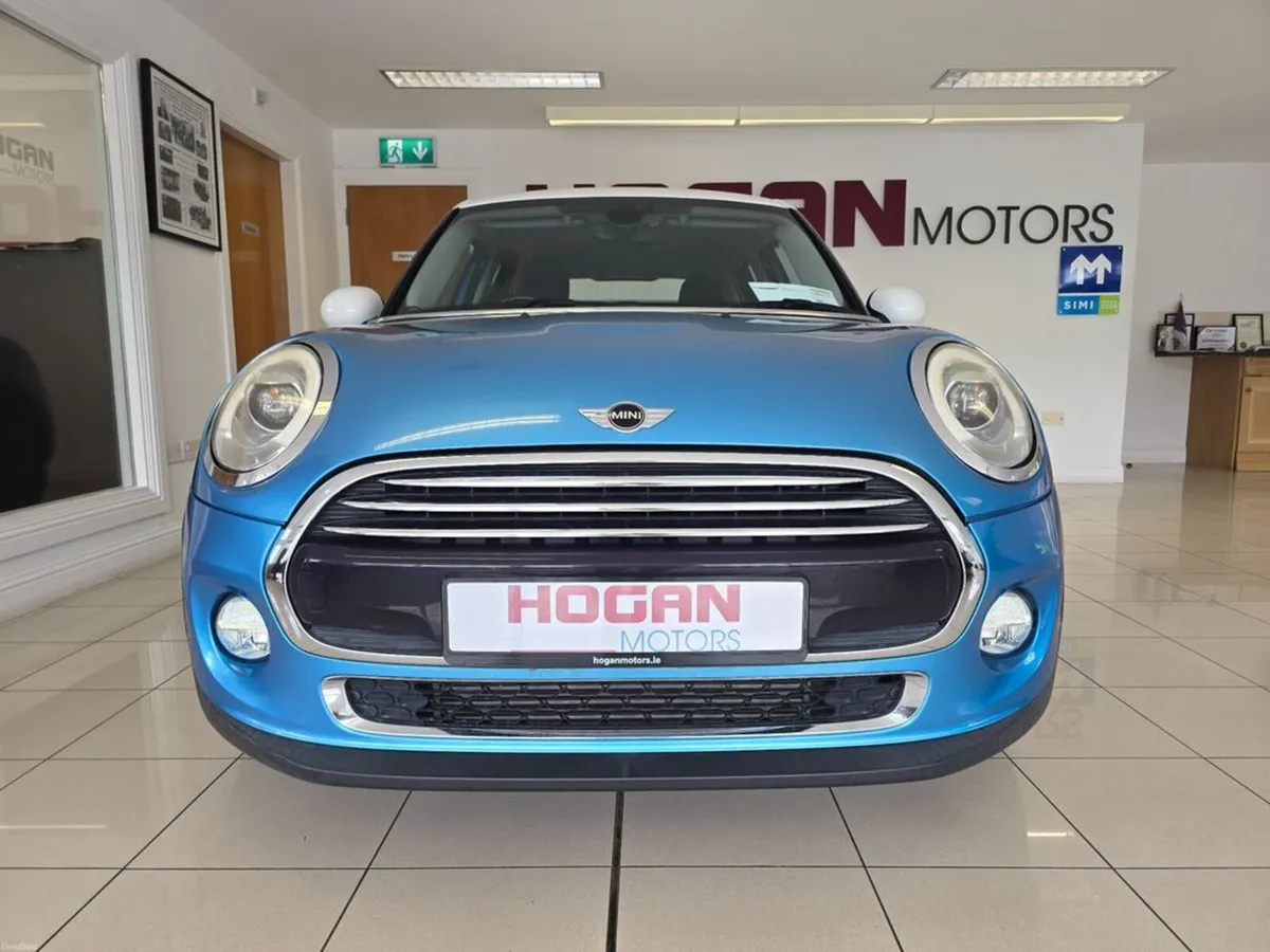 Mini Cooper 1.5D 5DR H/B - Image 2
