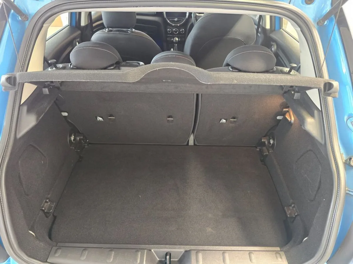 Mini Cooper 1.5D 5DR H/B - Image 6