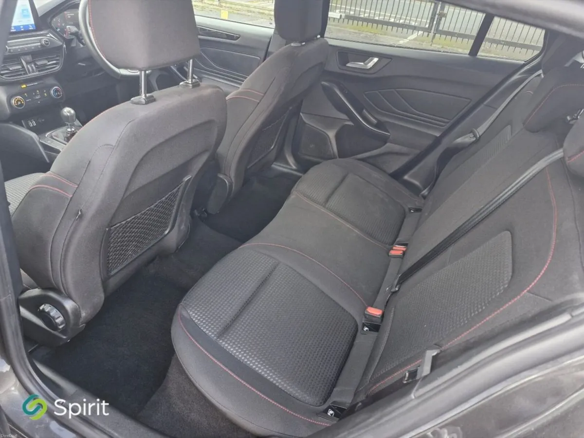 Ford Focus 1.0T Hybrid  ST-Line Wagon **Call Mark - Image 5