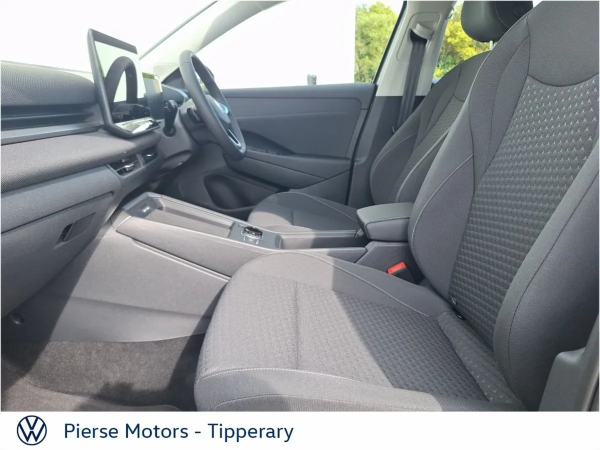 Volkswagen T-Roc LIFE 1.5TSI 116HP MHEV - Image 4