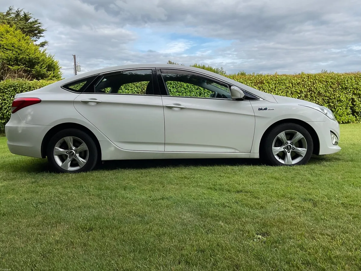 2013 Hyundai i40 1.7 CRDI - Image 2
