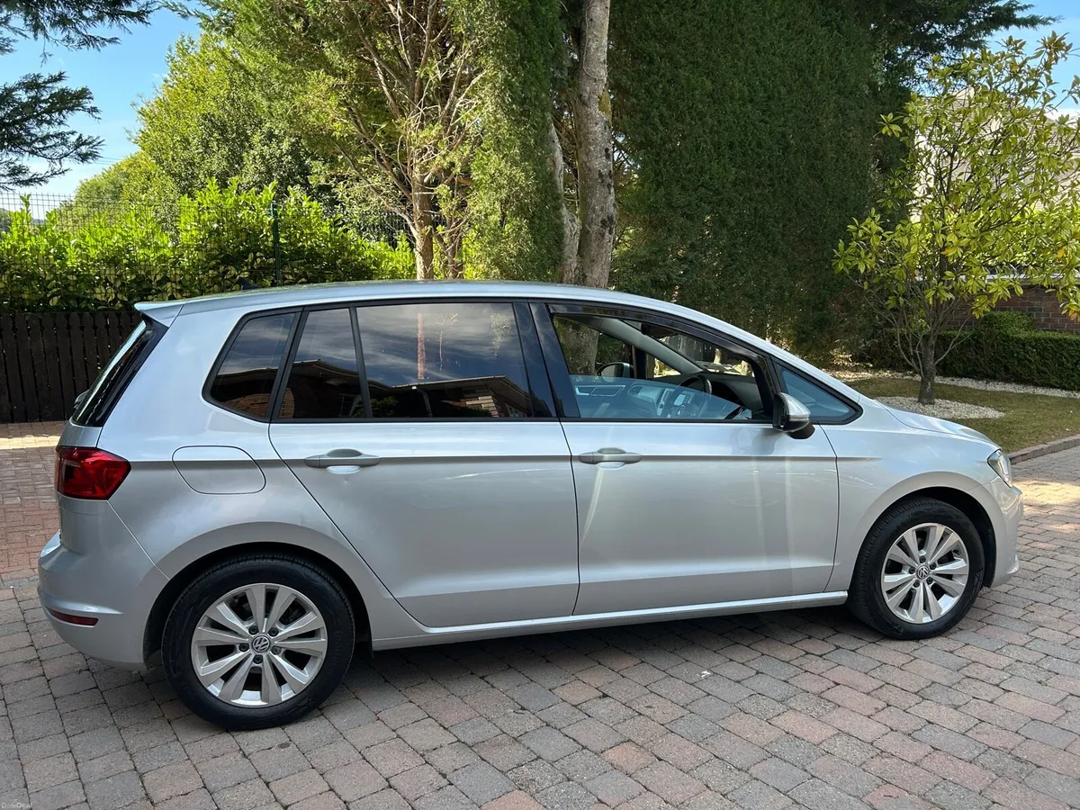 16 Volkswagen Golf SV 1.2 Only 67klms Auto €10500 - Image 2