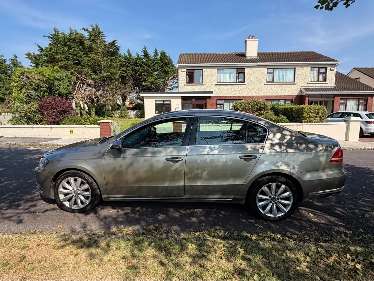 Volkswagen Passat 2013 - Image 3