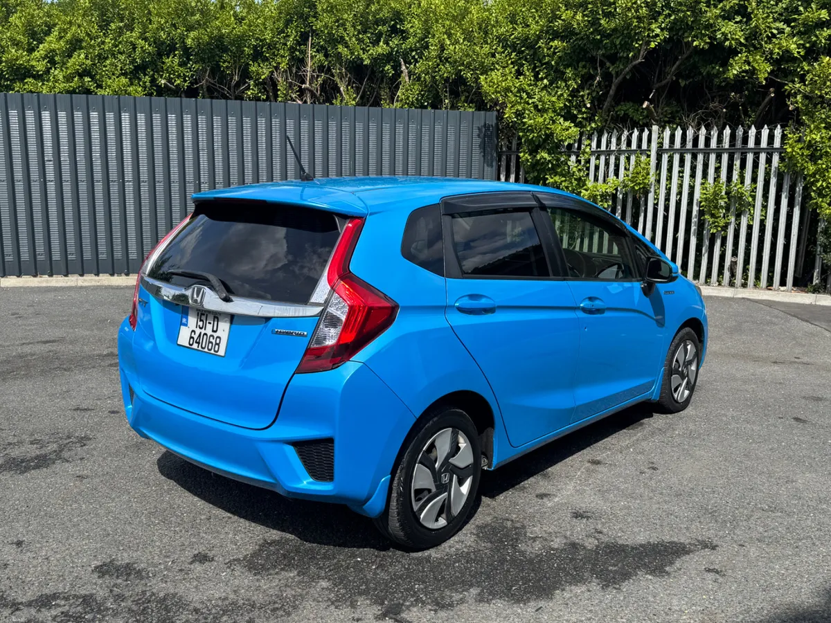 Honda Fit 2015 - Image 4