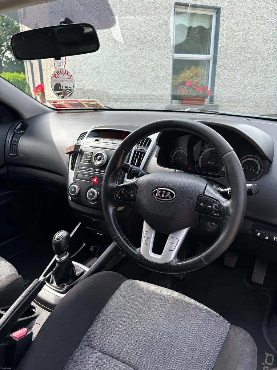 Kia pro ceed 2011 - Image 6