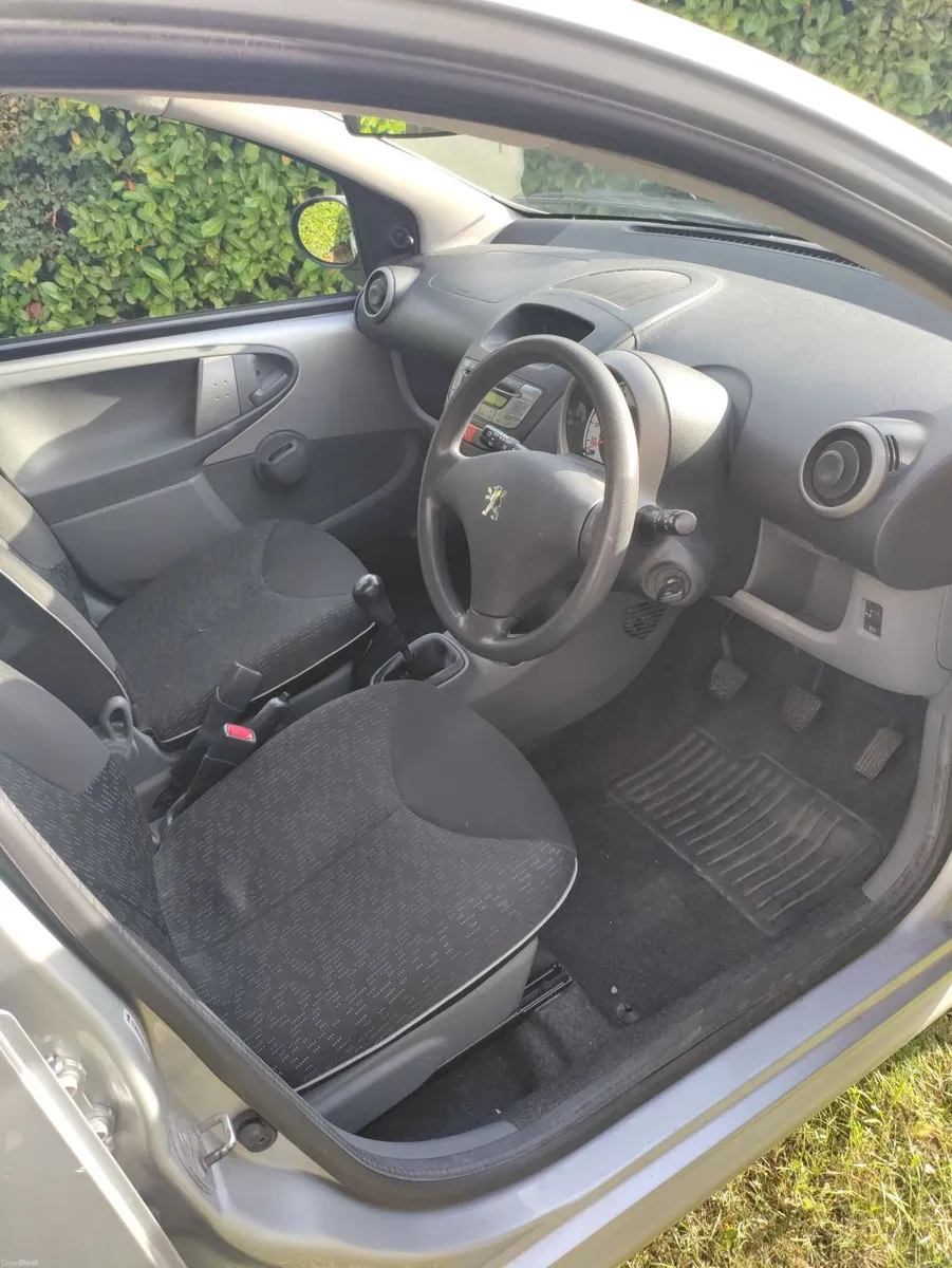 Peugeot 107 2011 - Image 5