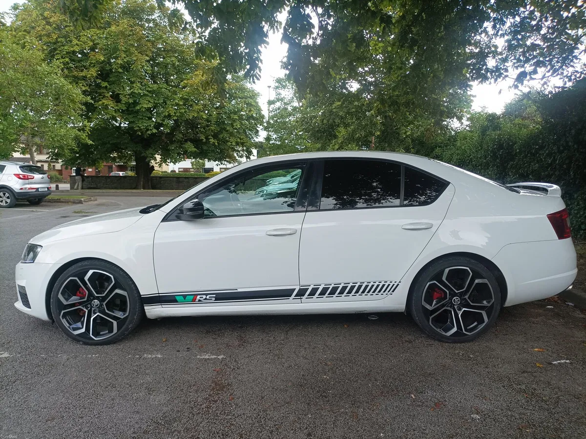 17017 Skoda Octavia VRS Auto 2.0 L NCT 01/27 - Image 4