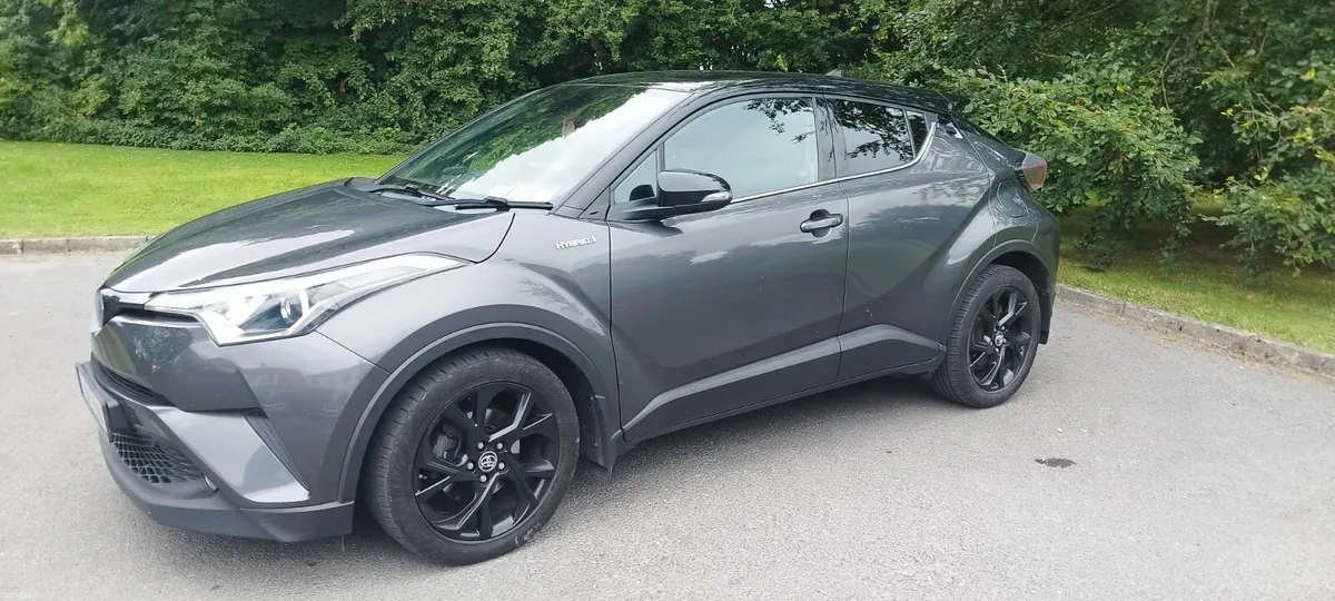 Car - Image 2