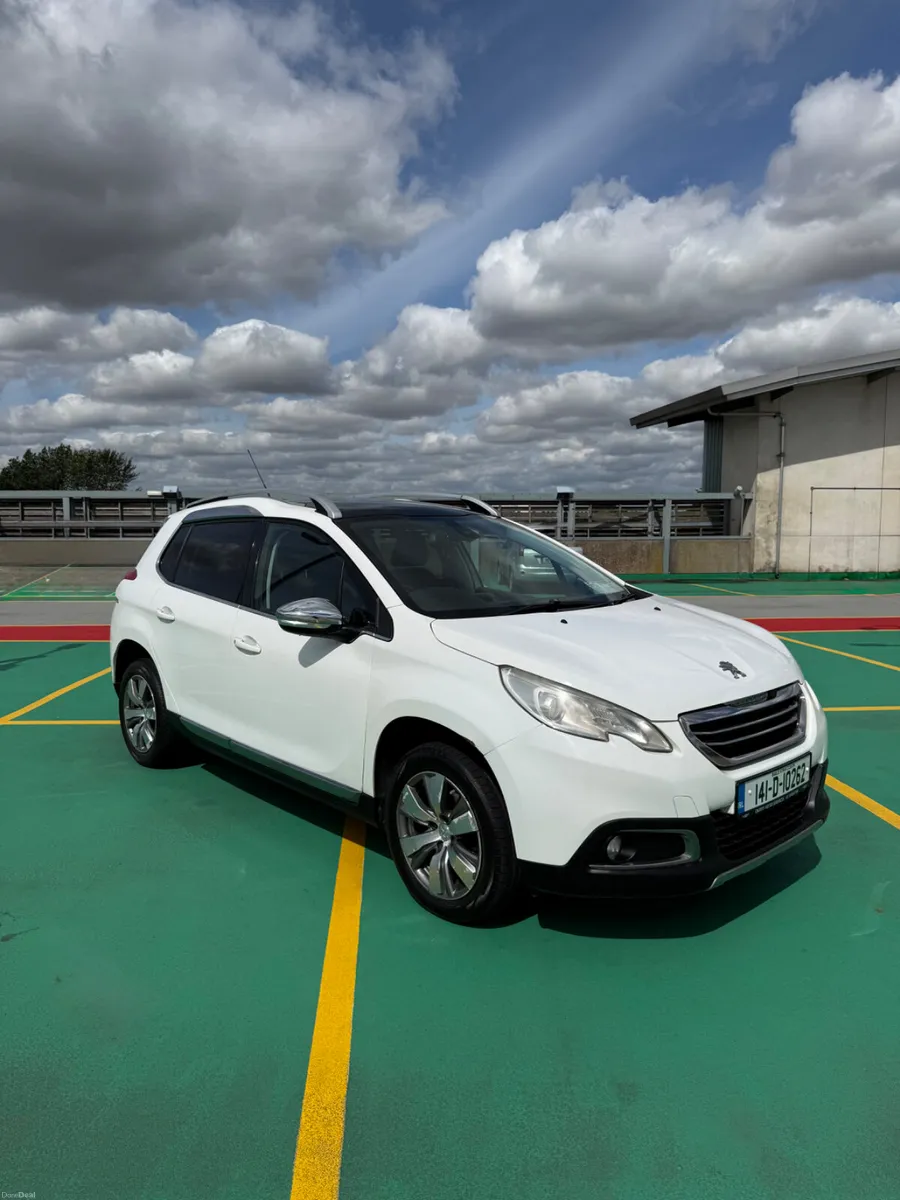 141 Peugeot 2008 2.0 AUTO - VERY HIGH SPEC - Image 3
