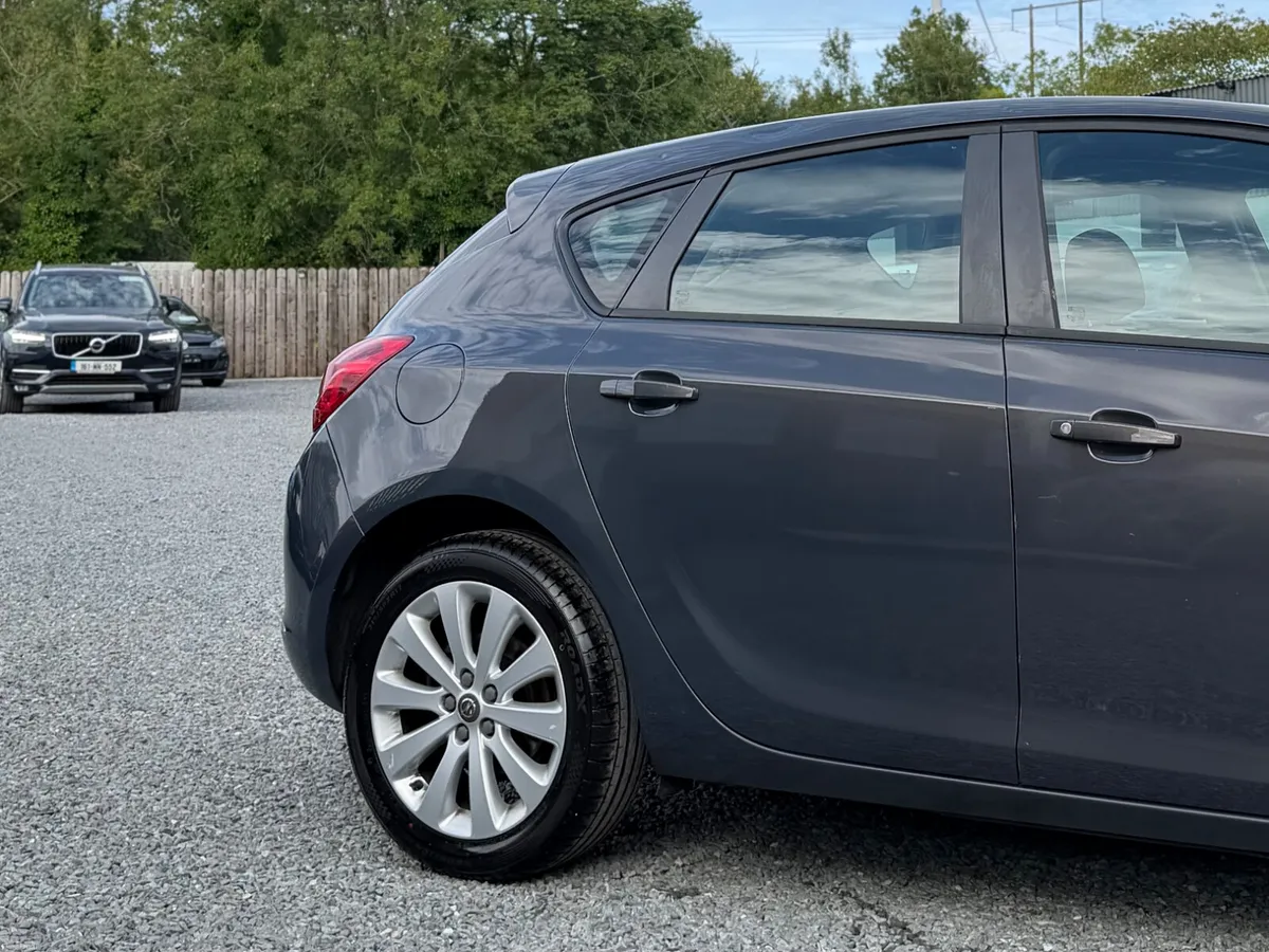 OPEL ASTRA 2013 - Image 5
