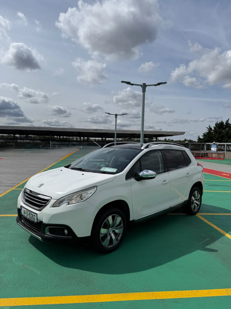 141 Peugeot 2008 2.0 AUTO - VERY HIGH SPEC - Image 1