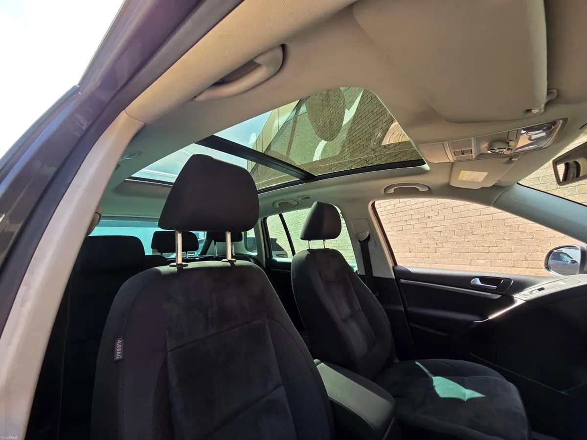 Volkswagen Tiguan 2015 - Image 5