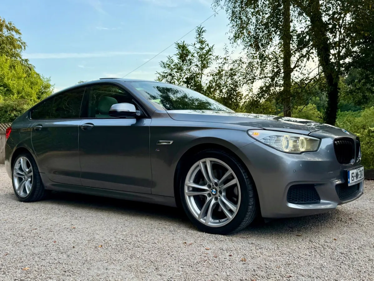 BMW 5-Series GT 520D M SPORT - Image 2