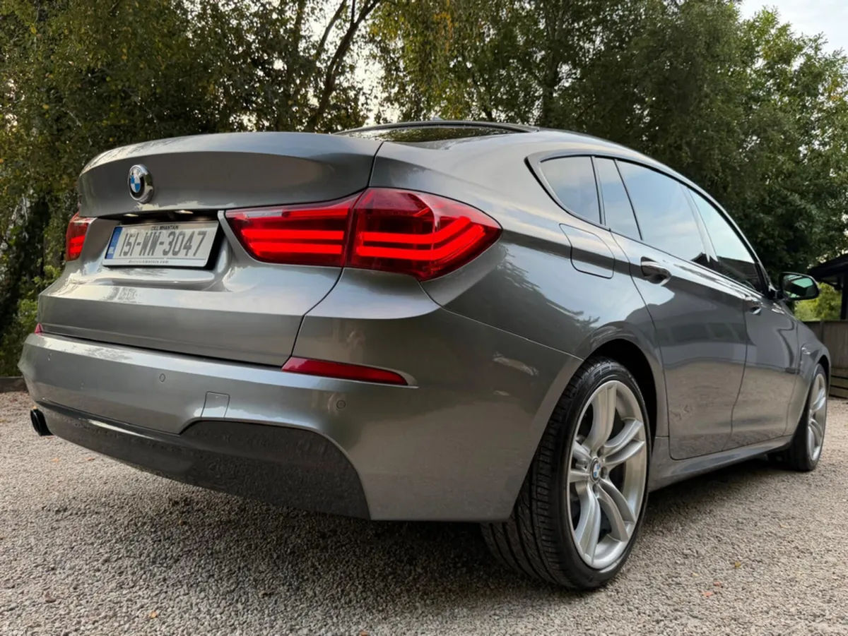 BMW 5-Series GT 520D M SPORT - Image 4