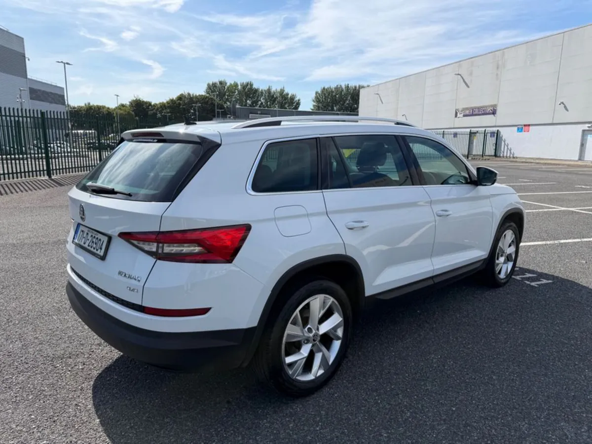 Skoda Kodiaq STYLE 2.0 TDI 190BHP 4X4 AUTO | 7 SEA - Image 4