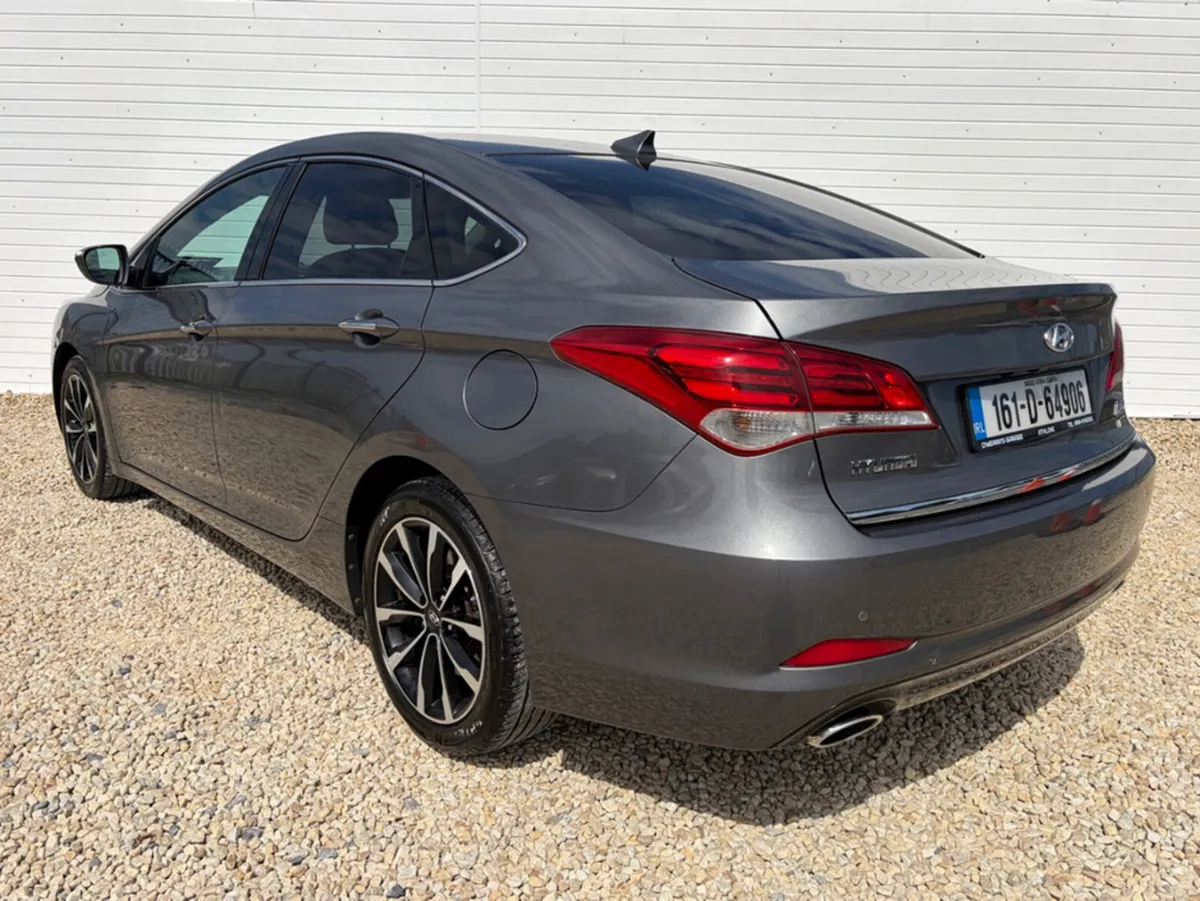 Hyundai i40 1.7 CRDI SE NAV AUTOMATIC - Image 4