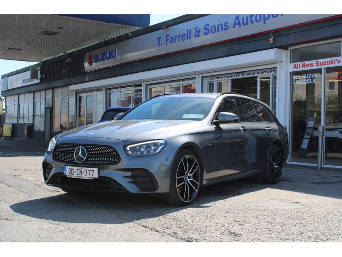 Mercedes-Benz E-Class E300DE AMG LINE EDITION - Image 5