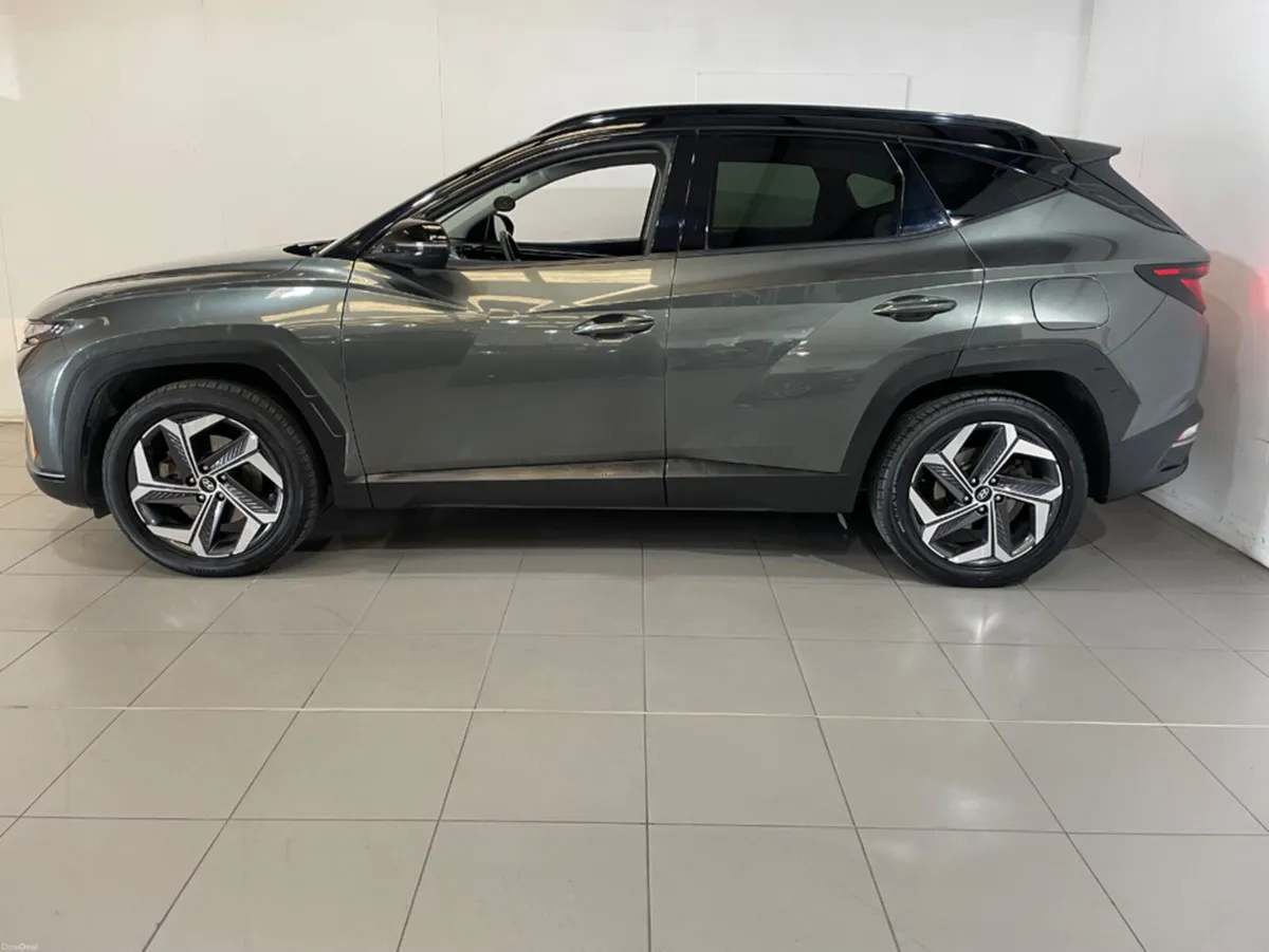 Hyundai Tucson PHEV EXECUTIVE 2 TONE  AUTO FULL SE - Image 6