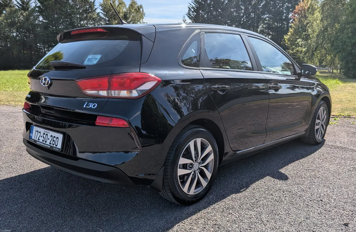 Hyundai i30 2017 Deluxe LOW KMS - Image 6