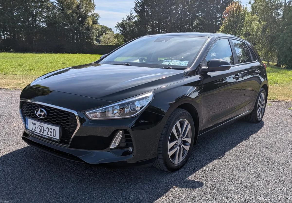 Hyundai i30 2017 Deluxe LOW KMS - Image 4