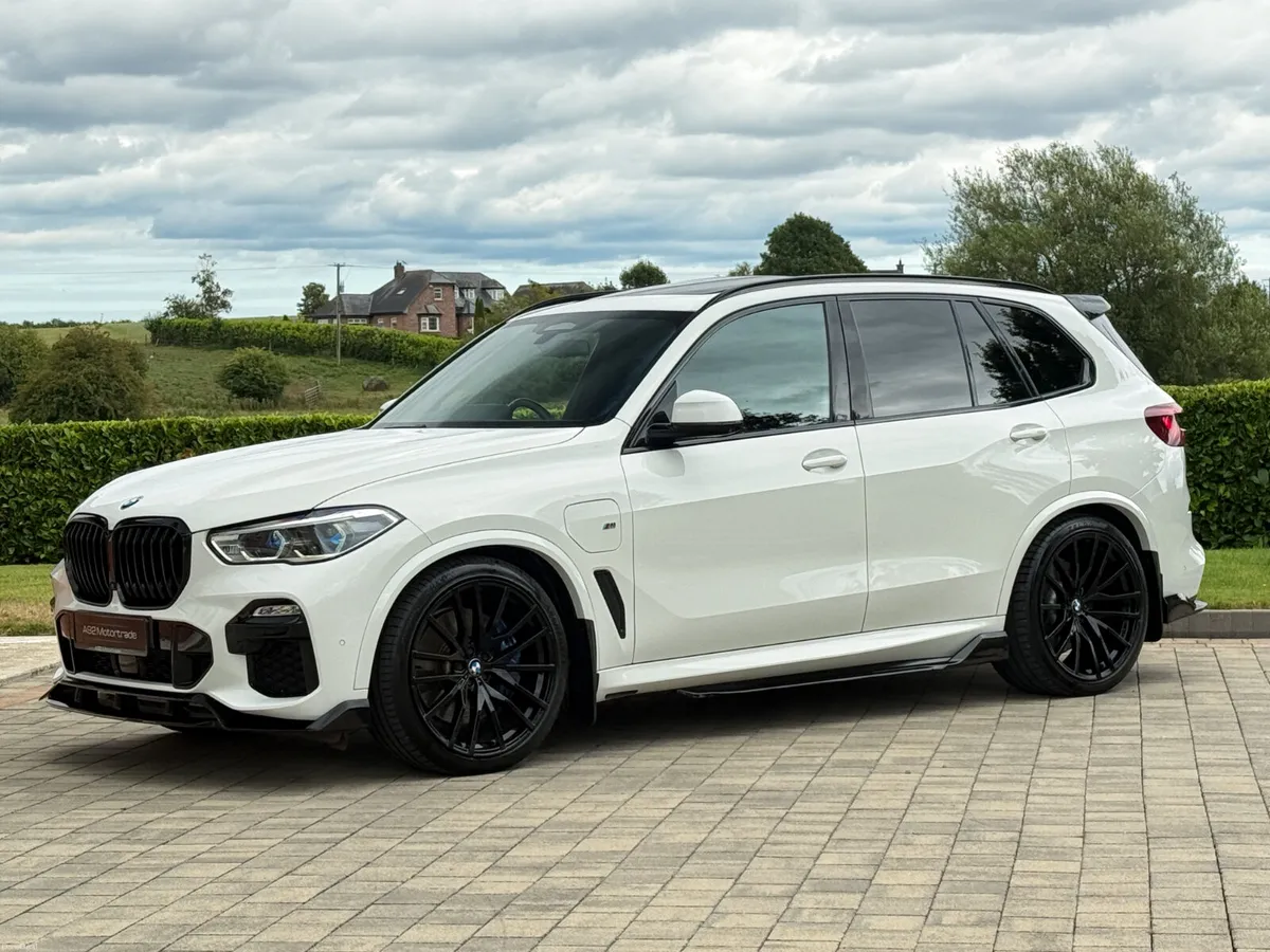2021 BMW X5 45e xDrive M Sport Pro - Image 2