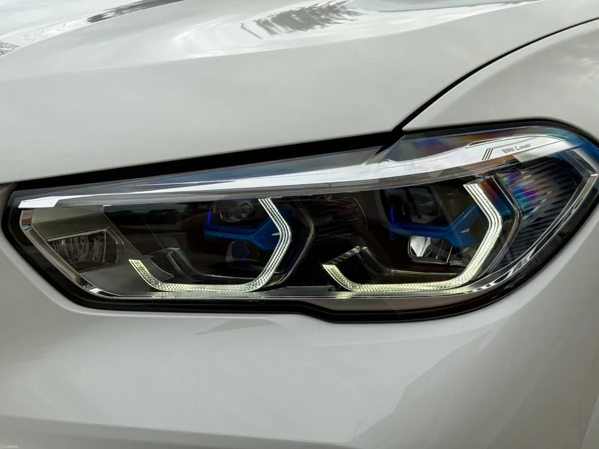 2021 BMW X5 45e xDrive M Sport Pro - Image 4